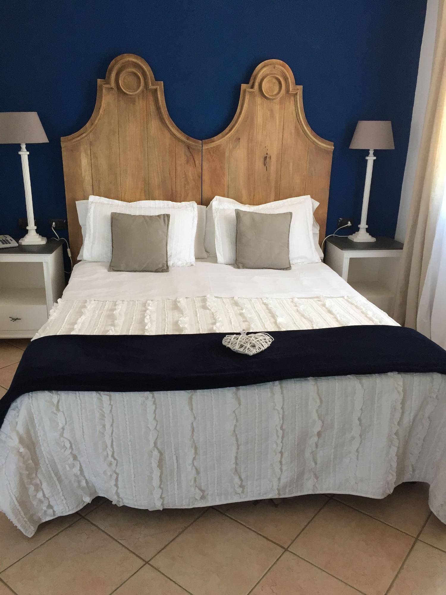 Relais Fenicottero Rosa Guest House Porto Taverna Luaran gambar