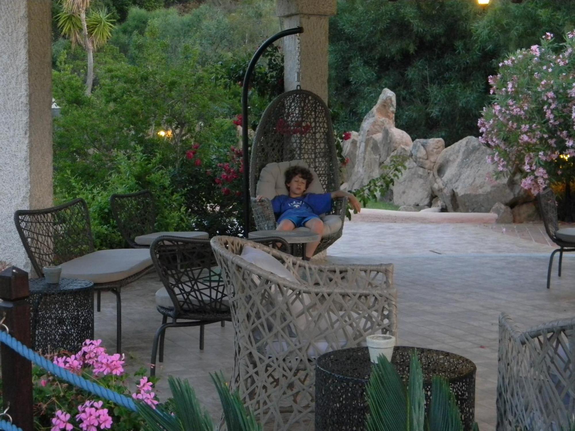 Relais Fenicottero Rosa Guest House Porto Taverna Luaran gambar