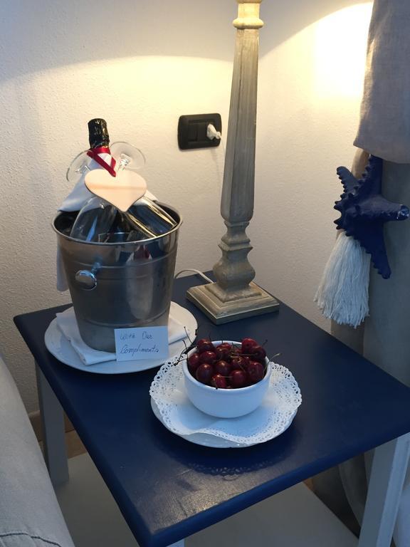 Relais Fenicottero Rosa Guest House Porto Taverna Luaran gambar