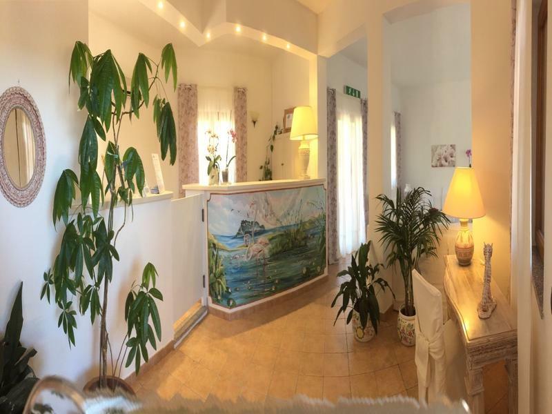 Relais Fenicottero Rosa Guest House Porto Taverna Luaran gambar