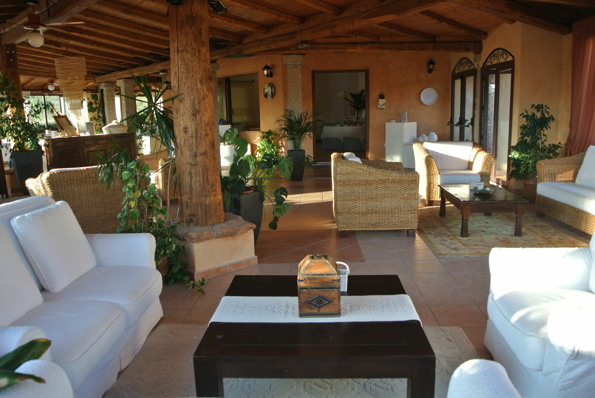 Relais Fenicottero Rosa Guest House Porto Taverna Luaran gambar