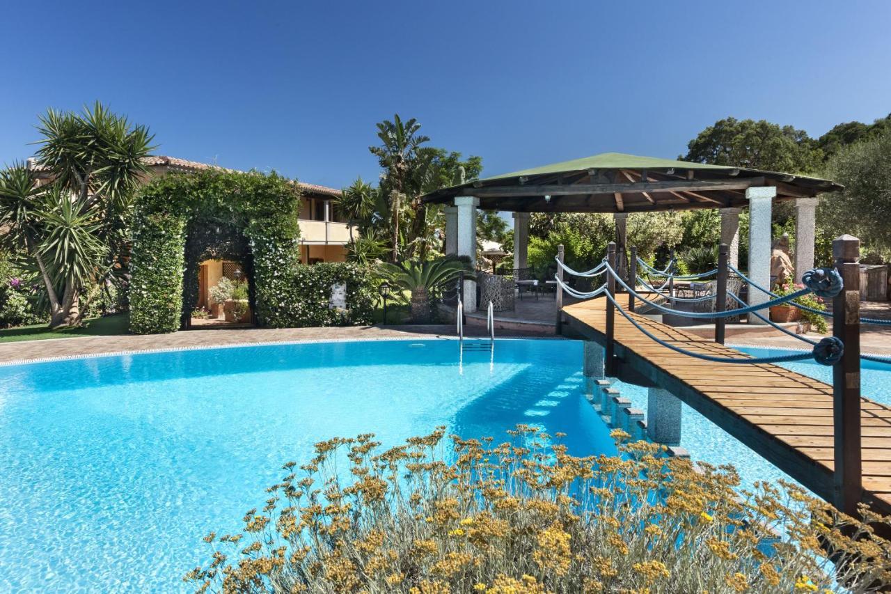 Relais Fenicottero Rosa Guest House Porto Taverna Luaran gambar